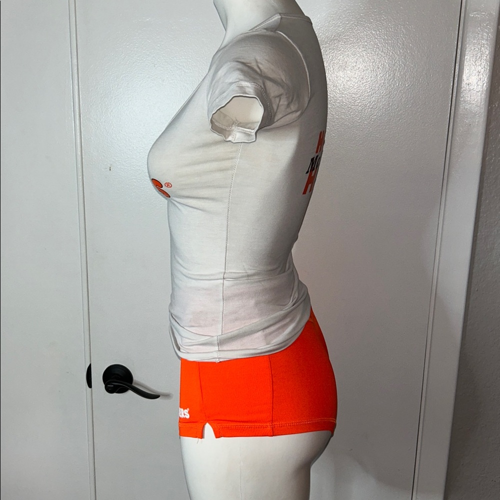 Hooters Uniform - image 2